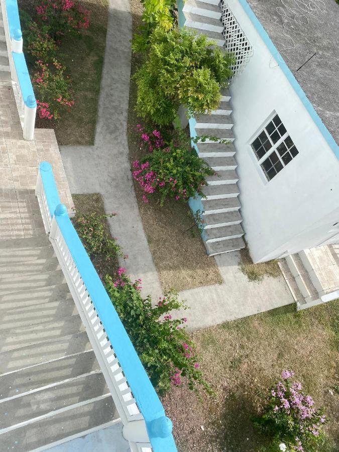Beverley'S Guest House, Nevis Eksteriør bilde