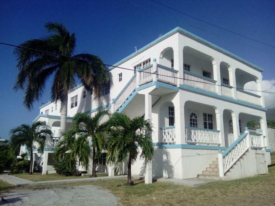 Beverley'S Guest House, Nevis Eksteriør bilde